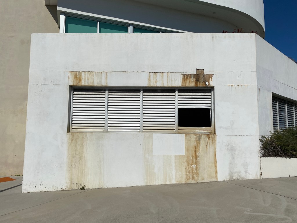 Street corner in West Leederville begging for colour 